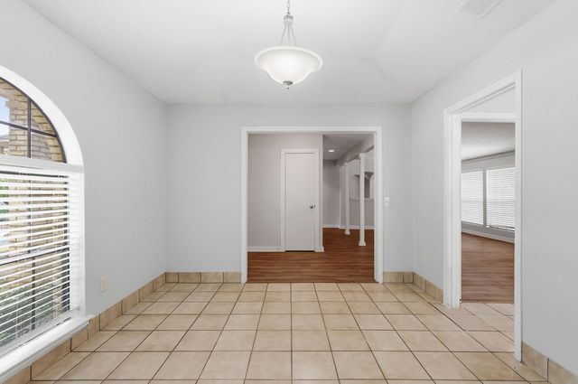 1500 Sandy Creek Drive, Denton, TX 76205