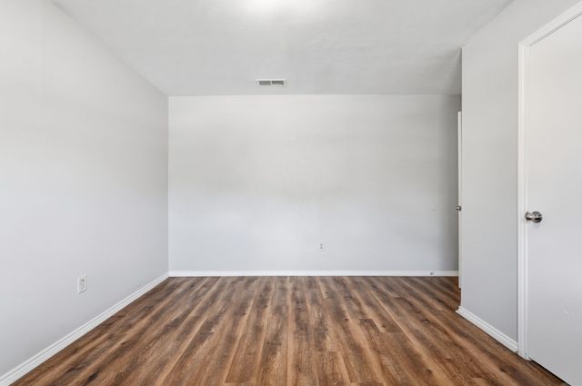 1500 Sandy Creek Drive, Denton, TX 76205