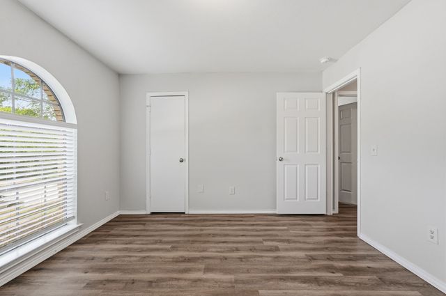 1500 Sandy Creek Drive, Denton, TX 76205