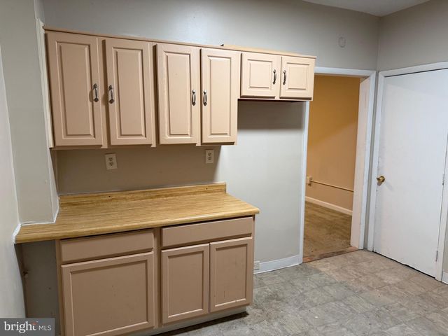 1405 W 2ND ST, Wilmington, DE 19805