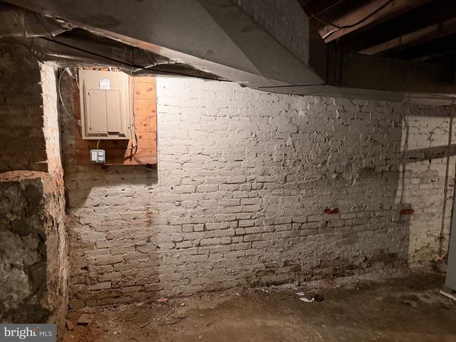 1405 W 2ND ST, Wilmington, DE 19805