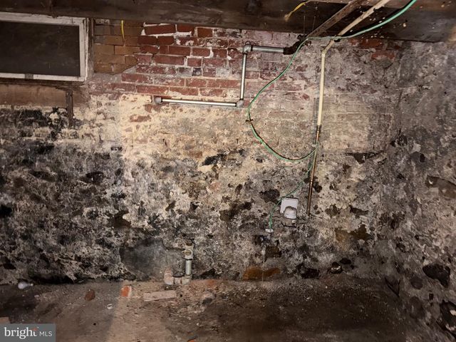 1405 W 2ND ST, Wilmington, DE 19805