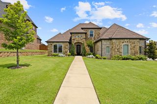 1600 Olympic Dr., Longview, TX 75605