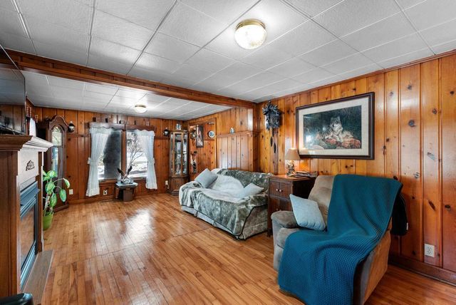 2901 Forest Hill AVENUE, Franklin, WI 53132
