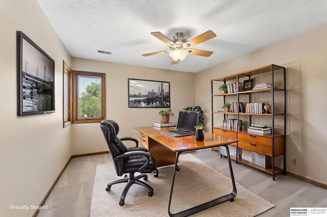 16573 Hascall Street, Omaha, NE 68130