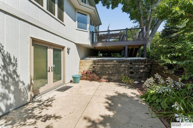 16573 Hascall Street, Omaha, NE 68130