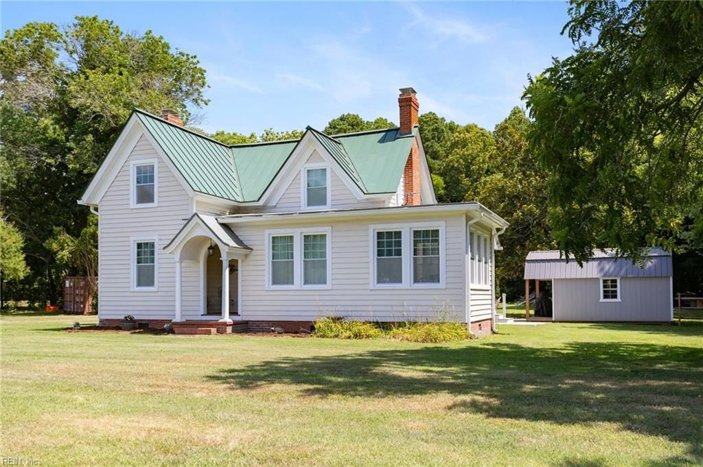 2771 New Point Comfort HWY, Mathews, VA 23109