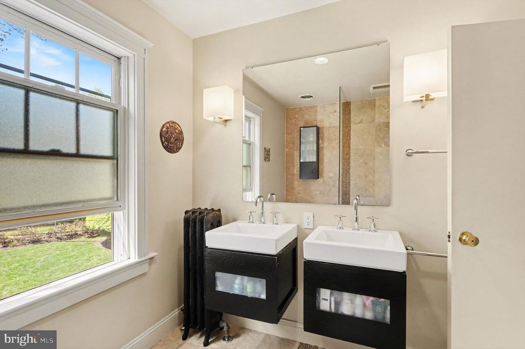 Image 26 of property listing at 5616 CROSS COUNTRY BLVD, Baltimore, MD 21209