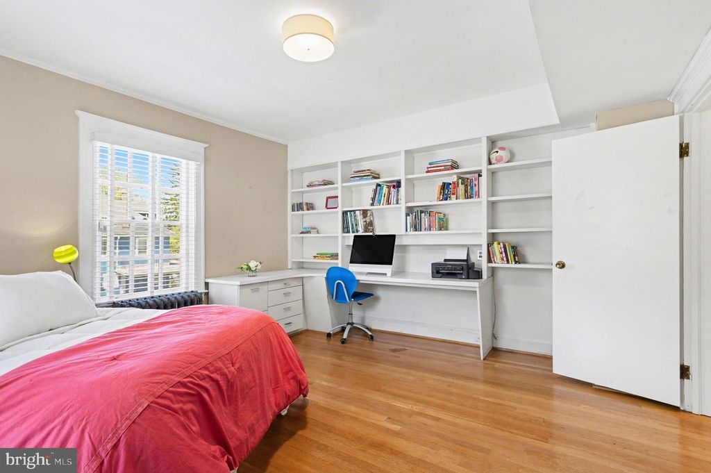 Image 27 of property listing at 5616 CROSS COUNTRY BLVD, Baltimore, MD 21209