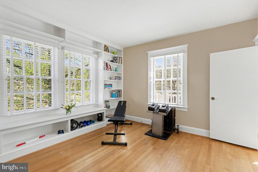 Image 28 of property listing at 5616 CROSS COUNTRY BLVD, Baltimore, MD 21209