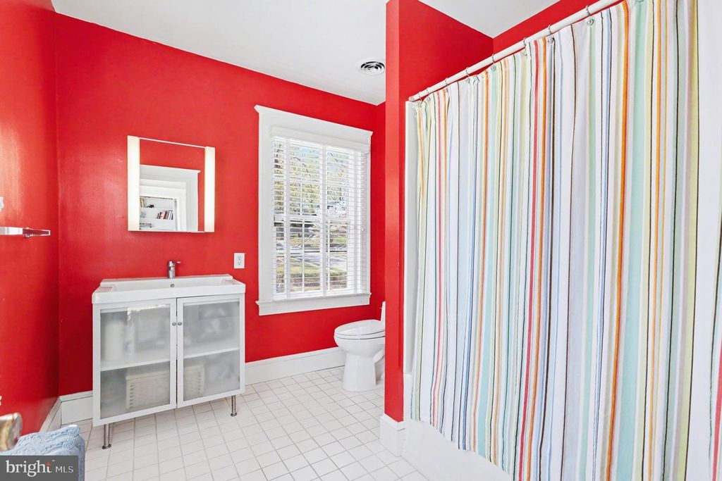 Image 29 of property listing at 5616 CROSS COUNTRY BLVD, Baltimore, MD 21209