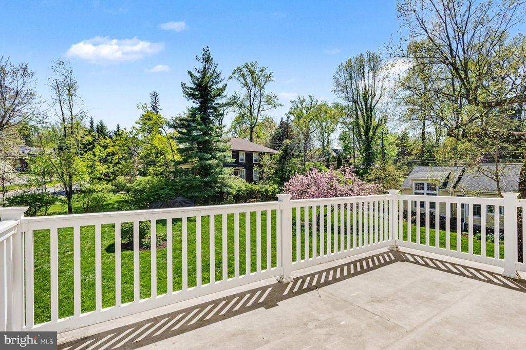 Image 30 of property listing at 5616 CROSS COUNTRY BLVD, Baltimore, MD 21209