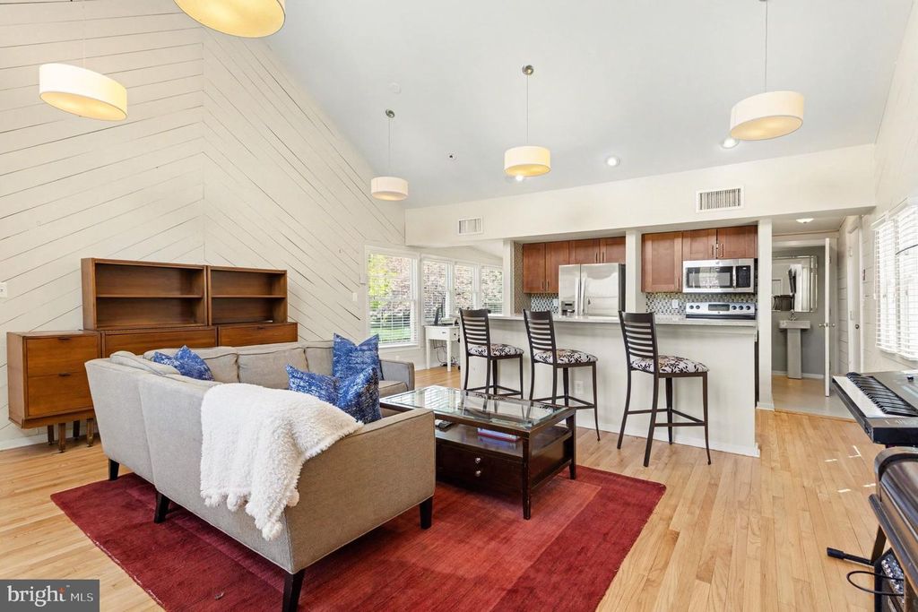 Image 38 of property listing at 5616 CROSS COUNTRY BLVD, Baltimore, MD 21209