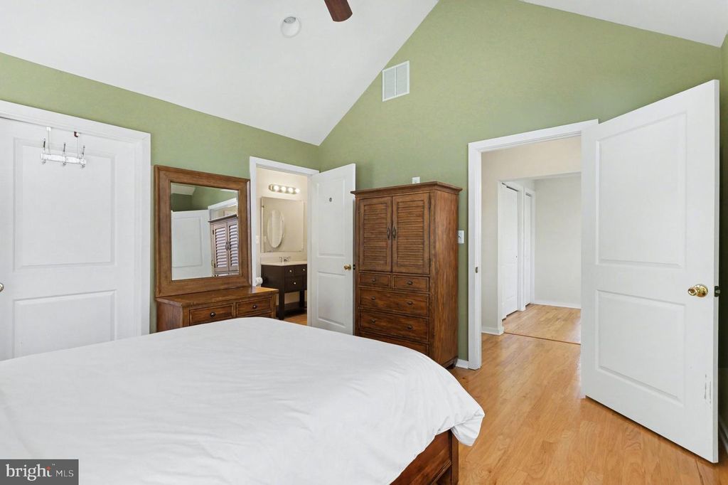 Image 46 of property listing at 5616 CROSS COUNTRY BLVD, Baltimore, MD 21209