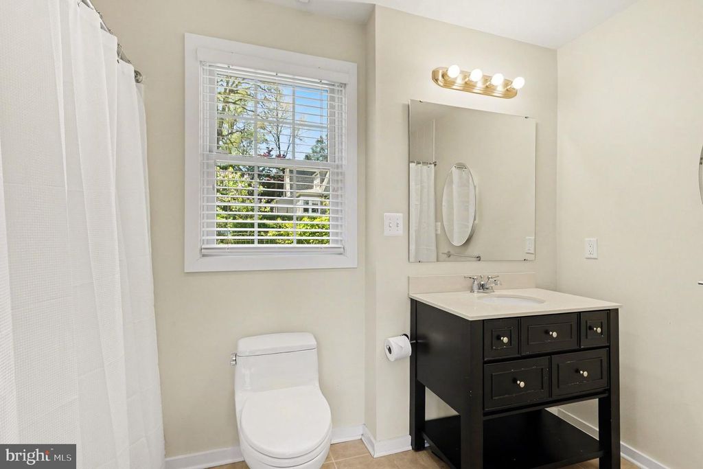 Image 48 of property listing at 5616 CROSS COUNTRY BLVD, Baltimore, MD 21209