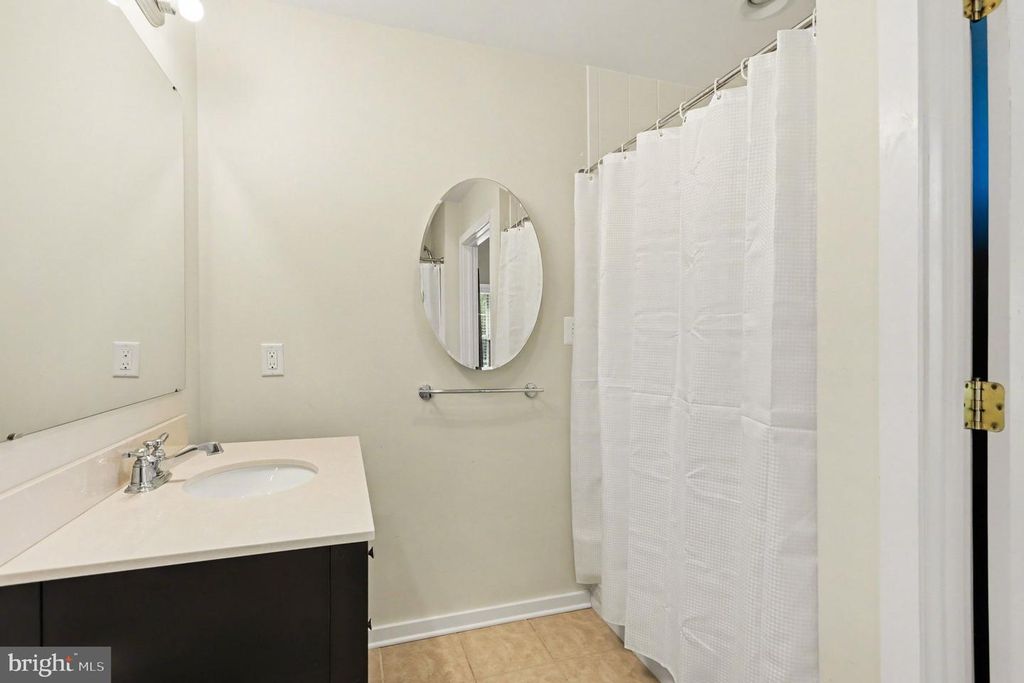 Image 49 of property listing at 5616 CROSS COUNTRY BLVD, Baltimore, MD 21209