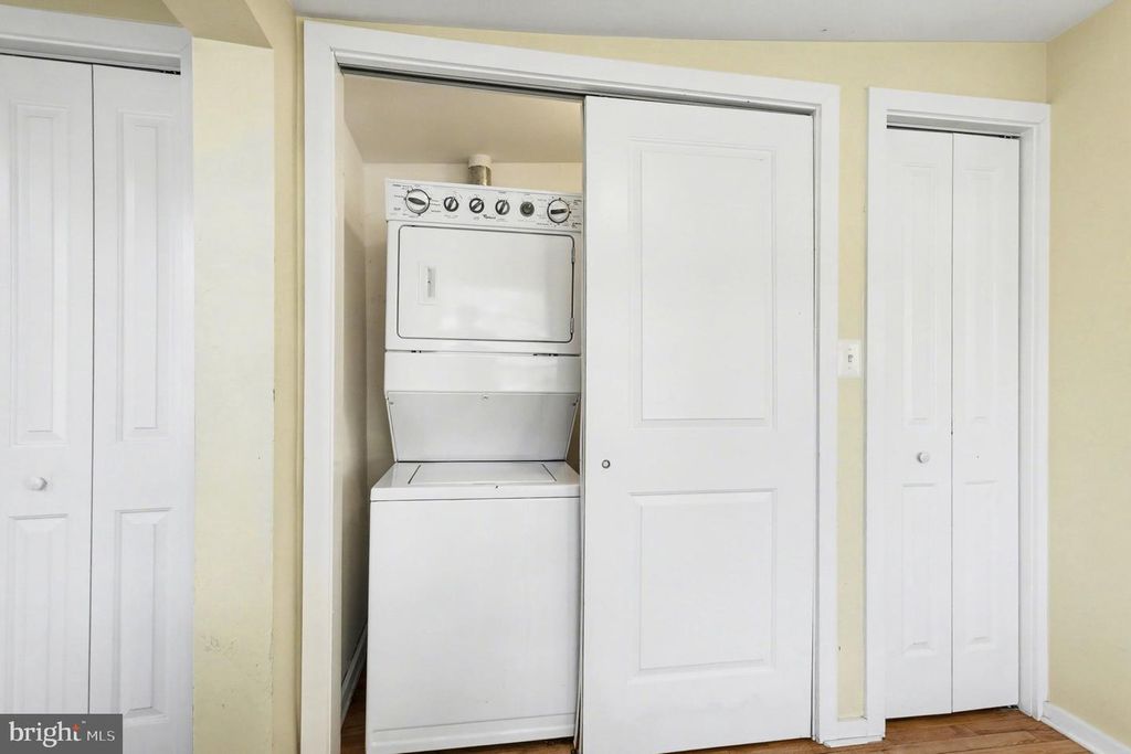 Image 50 of property listing at 5616 CROSS COUNTRY BLVD, Baltimore, MD 21209