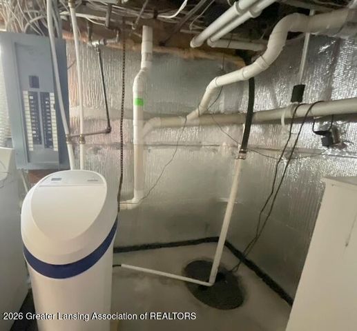 422 W Seminary Street, Charlotte, MI 48813