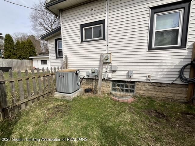 422 W Seminary Street, Charlotte, MI 48813