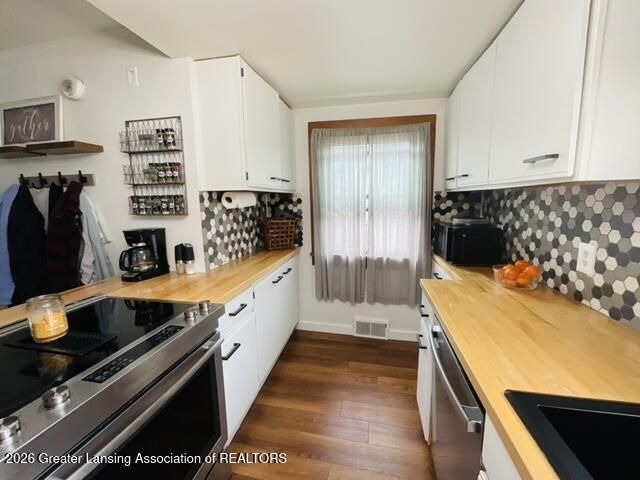 422 W Seminary Street, Charlotte, MI 48813