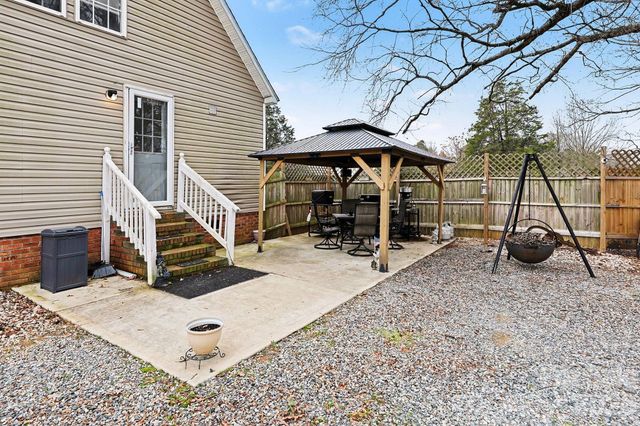 2166 Statesville Highway, Mooresville, NC 28115