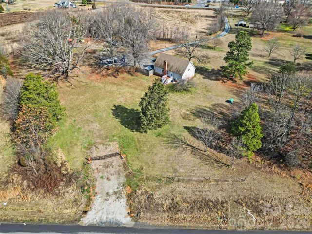 2166 Statesville Highway, Mooresville, NC 28115