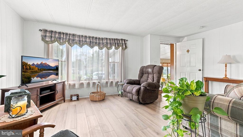 198 WINDING BROOK, NORTH WALES, PA 19454 — photo 5