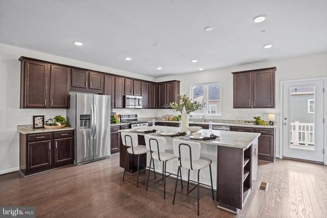 8326 MEADOWOOD DR, Hanover, MD 21076