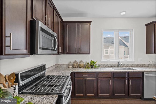 8326 MEADOWOOD DR, Hanover, MD 21076