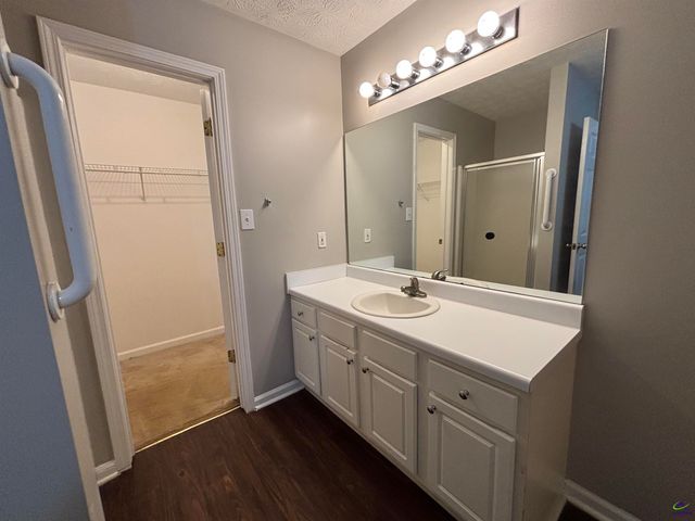 43 Canterbury Drive, Grantville, GA 30220