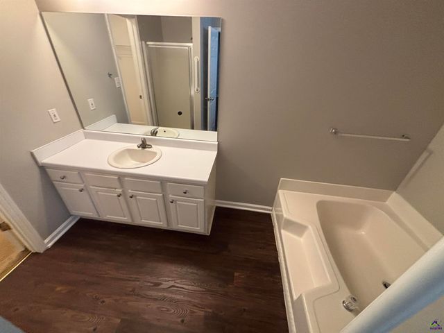 43 Canterbury Drive, Grantville, GA 30220