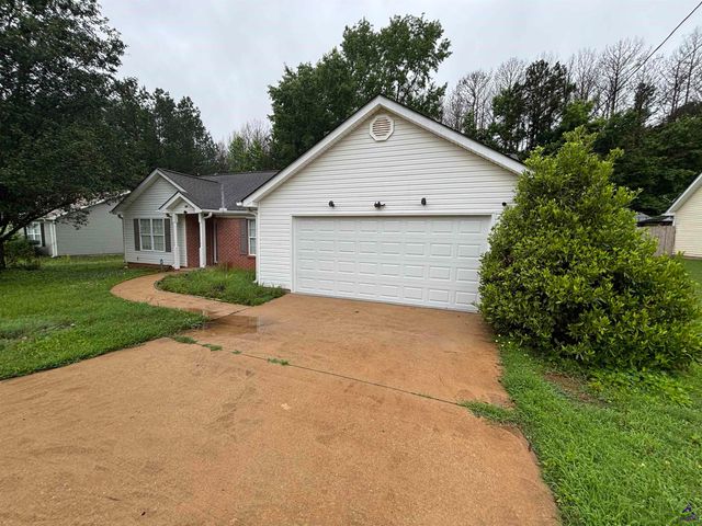 43 Canterbury Drive, Grantville, GA 30220