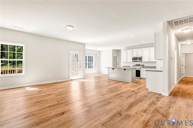 8355 Patrick Henry Blvd, Hanover, VA 23116