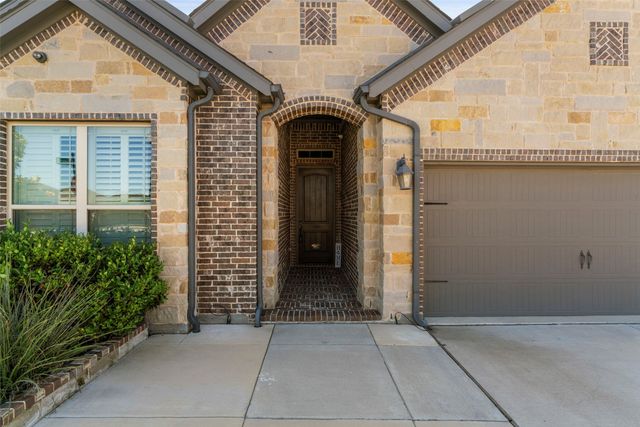 7581 Sevie Lane, Grand Prairie, TX 75054