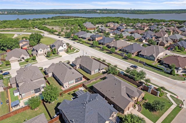 7581 Sevie Lane, Grand Prairie, TX 75054