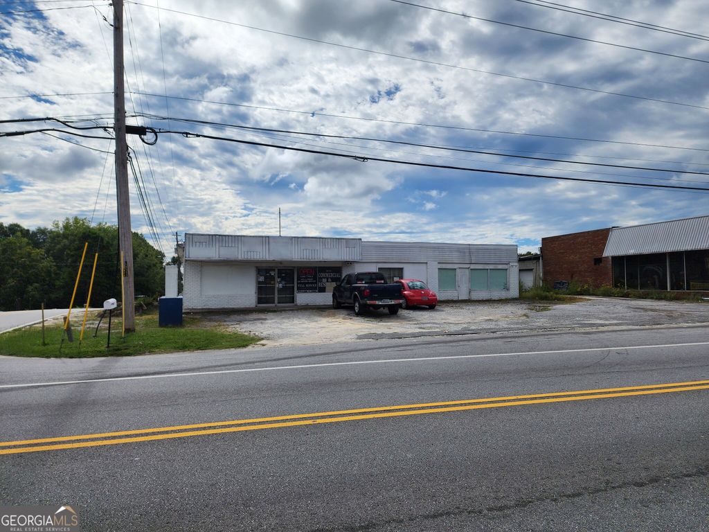 12081 Veterans Memorial Highway, Douglasville, GA 30134 — exterior