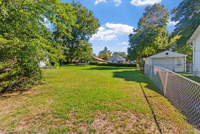 780 Robinwood Street, Pontiac, MI 48340