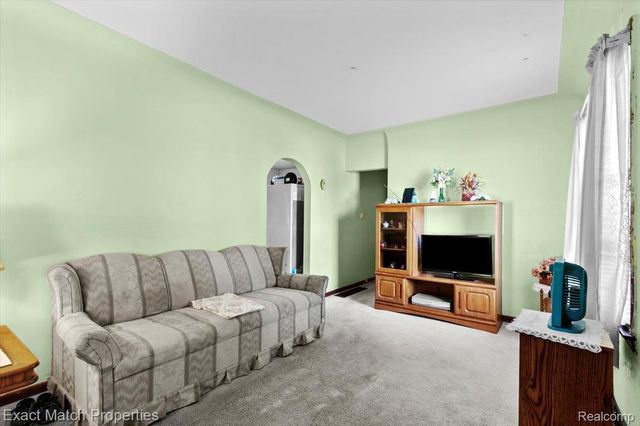 780 Robinwood Street, Pontiac, MI 48340