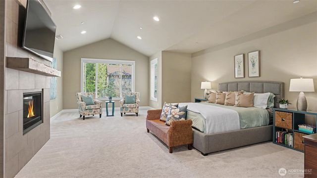 24020 NE 20th Street, Sammamish, WA 98074