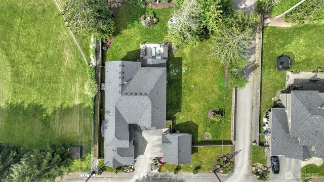 24020 NE 20th Street, Sammamish, WA 98074