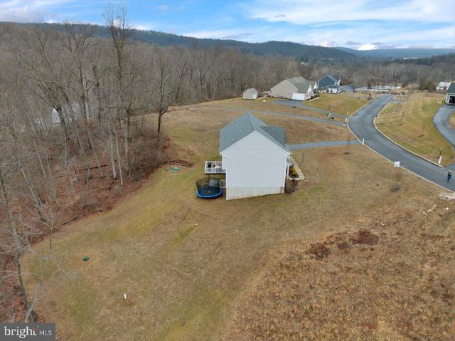 252 OAK GROVE RD, Morgantown, PA 19543