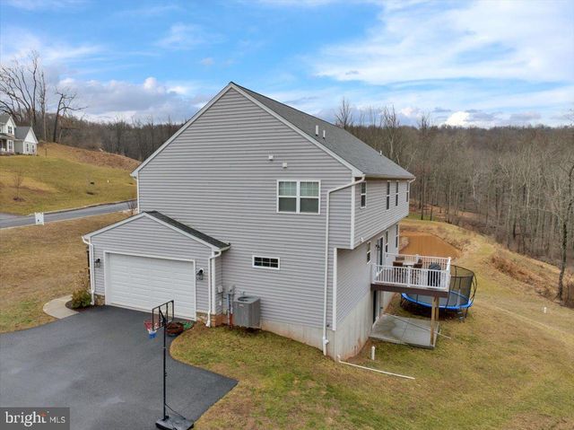 252 OAK GROVE RD, Morgantown, PA 19543