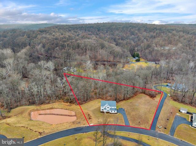 252 OAK GROVE RD, Morgantown, PA 19543