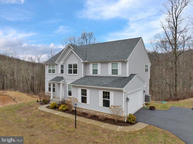 252 OAK GROVE RD, Morgantown, PA 19543