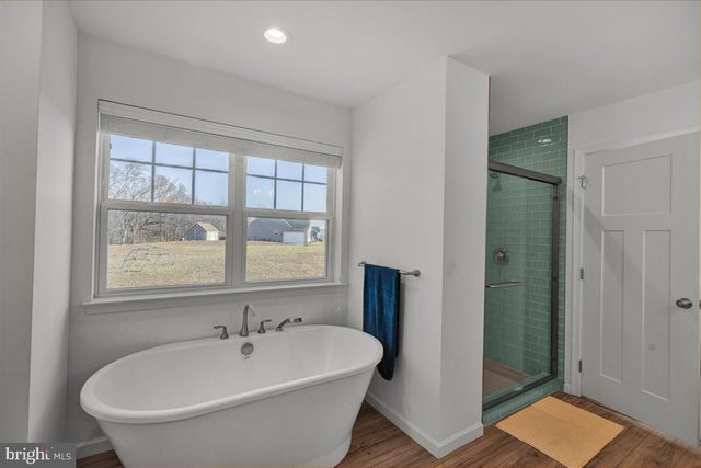 252 OAK GROVE RD, Morgantown, PA 19543