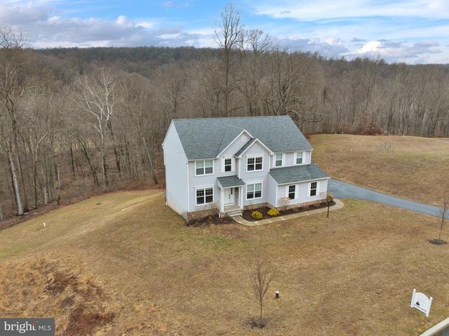 252 OAK GROVE RD, Morgantown, PA 19543