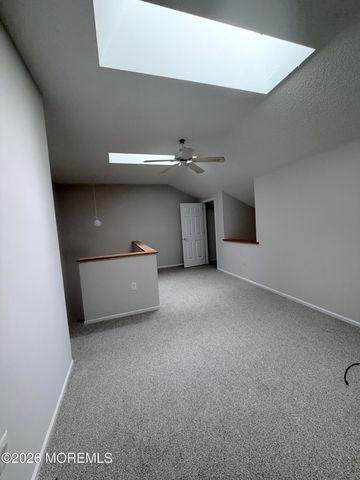 29 Madison Court, Tinton Falls, NJ 07712