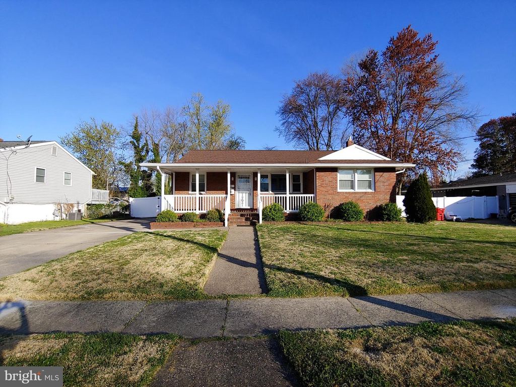 8 CORNELL AVE, Somerdale, NJ 08083