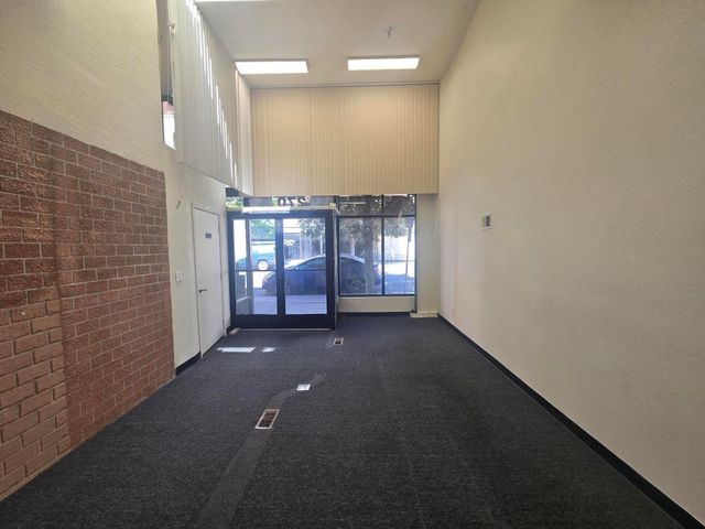 270 Main Street, Klamath Falls, OR 97601