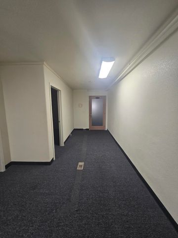 270 Main Street, Klamath Falls, OR 97601
